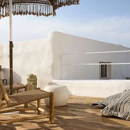 Niove Suites Milos Plaka  Buitenkant foto