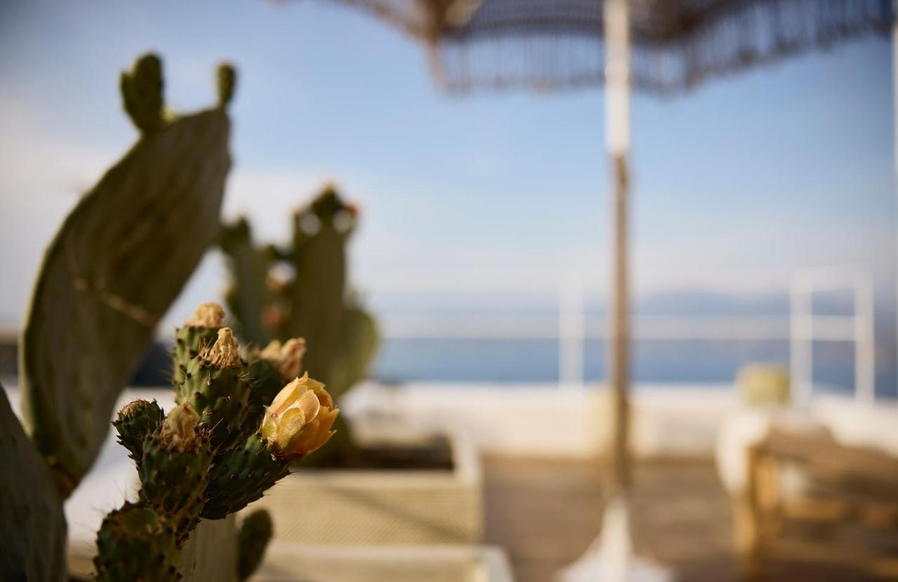 Niove Suites Milos Plaka  Buitenkant foto